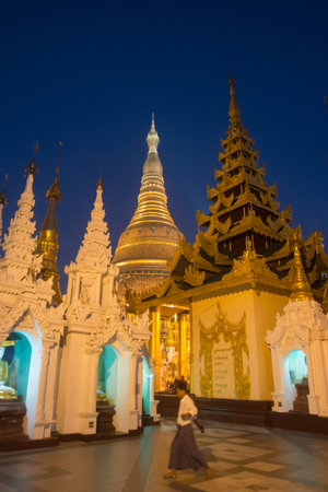 the architecture in the Shwedagon Paya Pagoda in the City of Yangon in Myanmar in Southeastasia.のeditorial素材