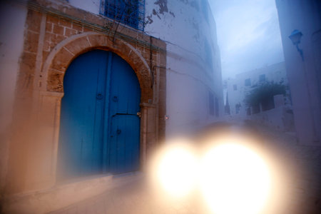 a alley in the Old Town of Sidi Bou Said near the City of Tunis in north of Tunisia in North Africa,  Tunisia, Sidi Bou Sair, March, 2009のeditorial素材