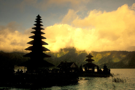 The Pura Ulun Danu Temple in the Landscape at the Bratan Lake on the Island Bali in Indonesia.  Indonesia, Bali, March, 2, 2001のeditorial素材