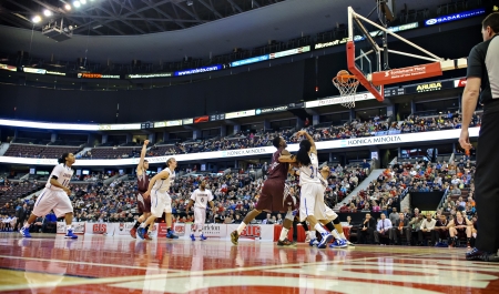 OTTAWA - MARCH 9: Lakehead Thunderwolves and the Ottawa Gee-Gees battle it out for a place in the final of the 2013 Men's CIS basketball Finals at Scotiabank Place, Ottawa on March 9 2013.のeditorial素材