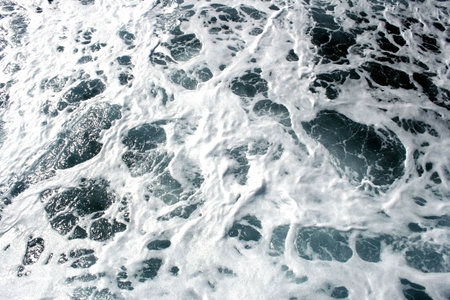 Suds of waves with the bubbles air