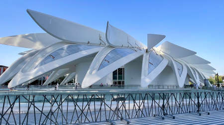 UAE, DUBAI, NOVEMBER, 2021: Futuristic pavilions at the exhibition WORLD EXPO 2020 - United Arab Emirates Pavilion at Expo 2020 Dubai, shaped like a falcon in flight.のeditorial素材