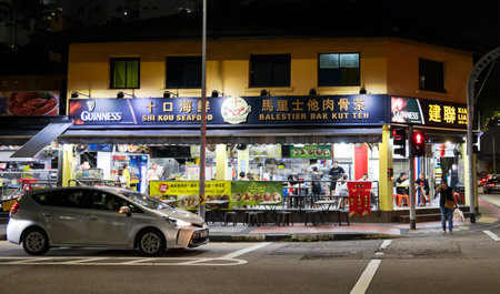 Southeast Asia, Singapore, November, 2022: Various street cafes with fast Asian food in Balestier district, Singapore. Small private food business. Street food is very popular in Aのeditorial素材