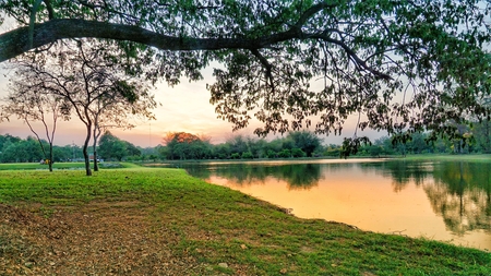 Scenic View Of Sunset over the lakeの写真素材