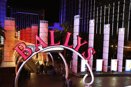 LAS VEGAS - Oct 28: Landmark Bally's Hotel and Casino on the Vegas Strip in Las Vegas, Nevada on Oct 28, 2014. Formerly the MGM Grand this hotel has 2814 guestrooms and a 67000 sq ft casino.のeditorial素材