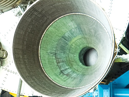FLORIDA USA-Oct 29, 2016: Saturn V Rocket Engines displayed in Apollo Saturn V Center, Kennedy Space Center Visitor Com pl ex in Cape Canaveral, Florida, USA.のeditorial素材