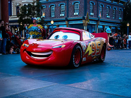 Anaheim, CA/USA - Nov 1, 2008 : Cars Lightning McQueen in the Disney Pixer California Adventure Parade at Disneyland in Anaheim.のeditorial素材