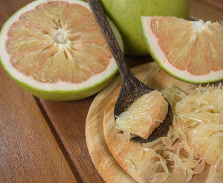 grapefruit ,White honey breed. have Sweetened