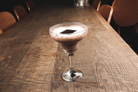 Alcohol cocktail drink on the table in restaurant