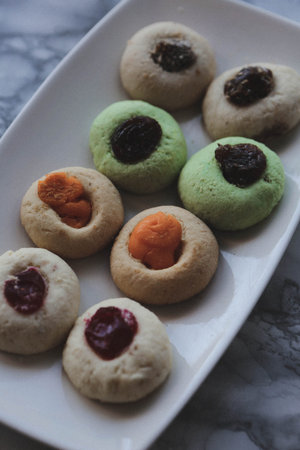 cookies with dark chocolate chips