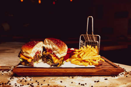 Homemade hamburger with fresh vegetablesの写真素材