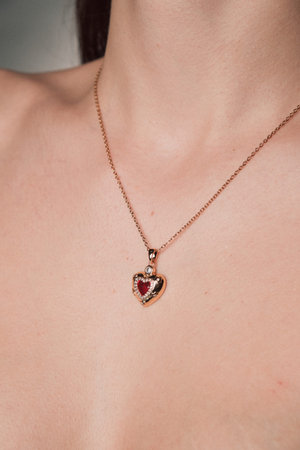 Chic Gold and Diamond Jewelry for Everyday Elegance