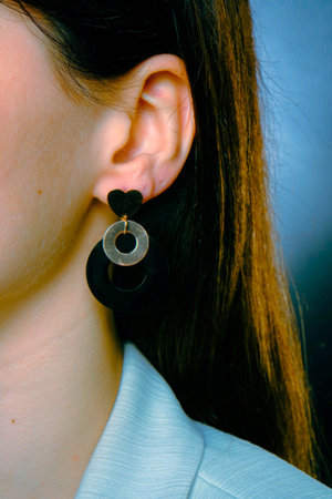 Luxurious Gold and Diamond Jewelry for Anniversary Gifts