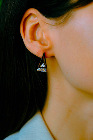 Shimmering Gold and Diamond Jewelry for Evening Elegance
