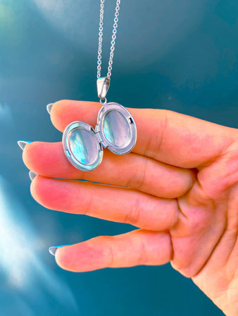 Chic Gold and Diamond Jewelry for Everyday Elegance