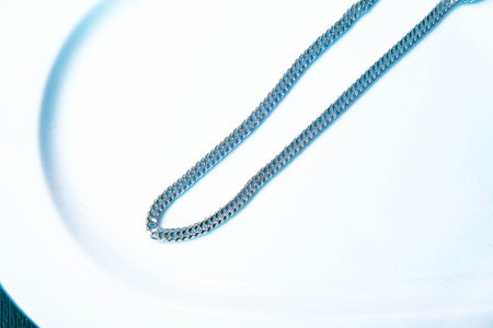 Elegant Gold and Diamond Jewelry for Special Occasions