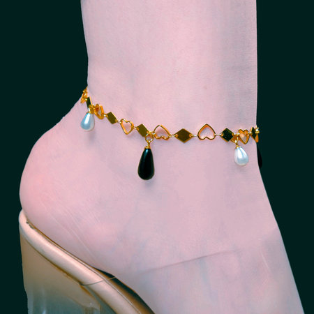 Classic Gold Jewelry for Women