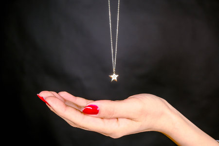 Personalized Gold and Diamond Jewelry Gifts