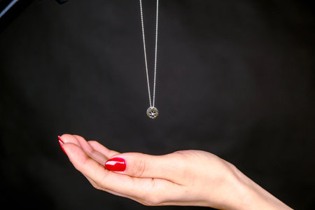 Chic Gold and Diamond Jewelry for Everyday Elegance