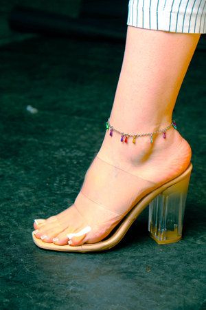 Shimmering Gold and Diamond Jewelry for Evening Elegance