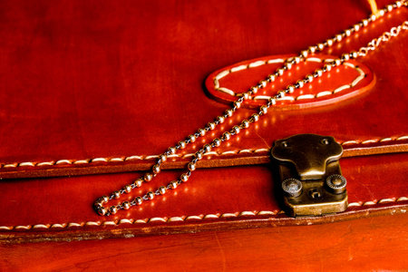 Custom-Made Gold and Diamond Jewelry for Special Moments