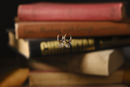 Classic Diamond and Gold Jewelry for Womenの写真素材