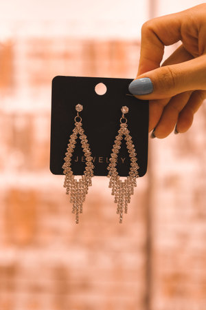 Brilliant Diamond Necklaces and Fine Gold Jewelry
