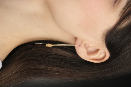 Stunning Gold and Diamond Bridal Jewelry Setsの写真素材