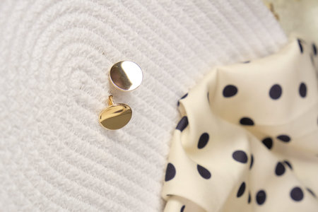 Classic Gold Jewelry with Brilliant Diamonds