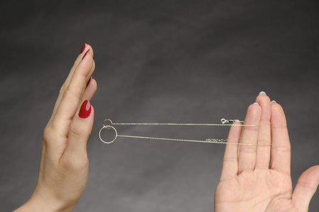 Custom-Made Gold and Diamond Jewelry for Special Moments