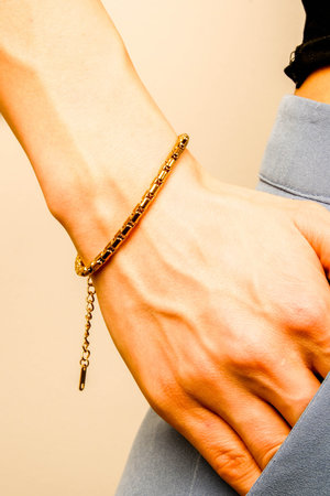 Sparkling Gold Jewelry with Stunning Diamonds