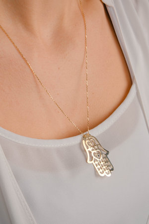 Bold and Elegant Diamond and Gold Statement Pieces