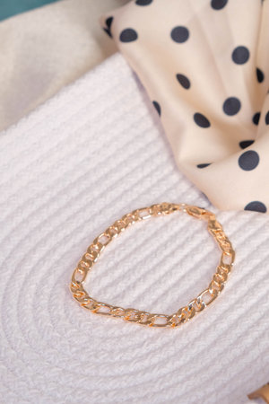 Precious Gold and Diamond Jewelry for Her