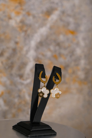 Handcrafted Gold and Diamond Jewelry for Every Occasionの写真素材