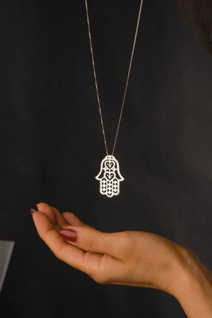 Custom-Made Gold and Diamond Jewelry for Special Momentsの写真素材