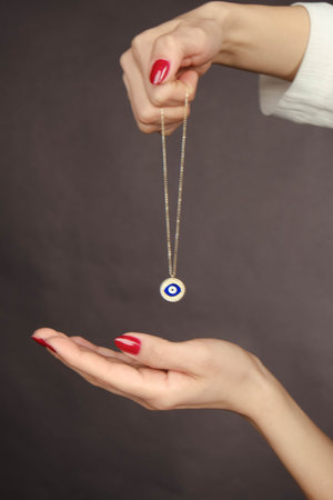 Custom-Made Gold and Diamond Jewelry for Special Moments