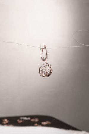 Classic Gold and Diamond Wedding Jewelry Sets
