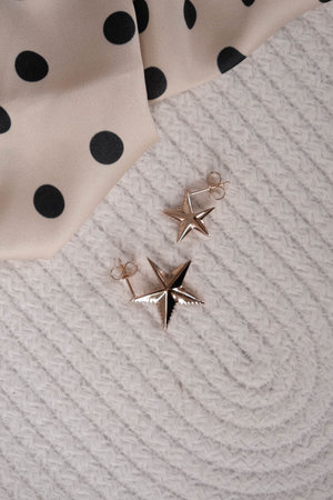 Chic Gold and Diamond Jewelry for Everyday Elegance