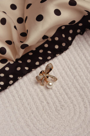 Bold and Elegant Diamond and Gold Statement Piecesの写真素材