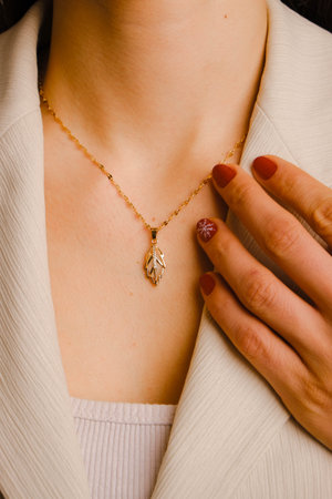 Stylish Gold and Diamond Jewelry for Modern Womenの写真素材