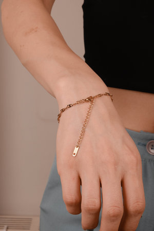 Elegant Diamond and Gold Jewelry for Women