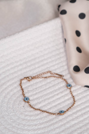 Elegant Diamond and Gold Jewelry for Women