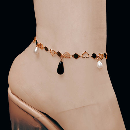 Beautiful Gold and Diamond Cocktail Jewelry