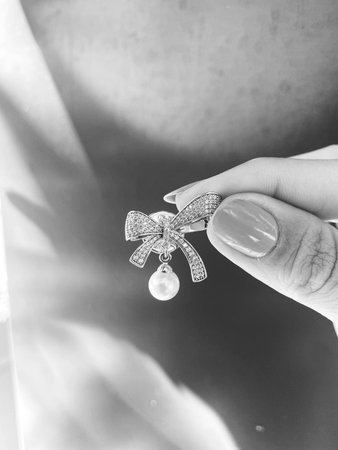 Beautiful Gold and Diamond Cocktail Jewelryの写真素材