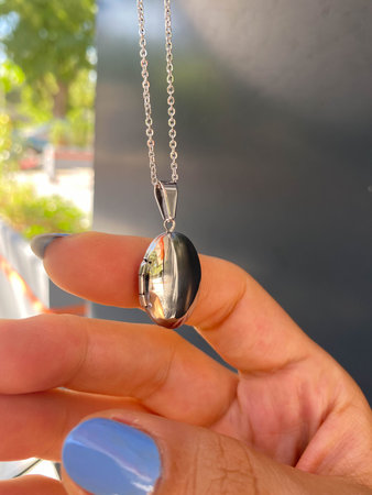 Stunning Gold and Diamond Jewelry for Luxury Lovers