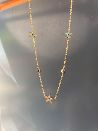 Luxurious Gold and Jewelry for Anniversary Gifts