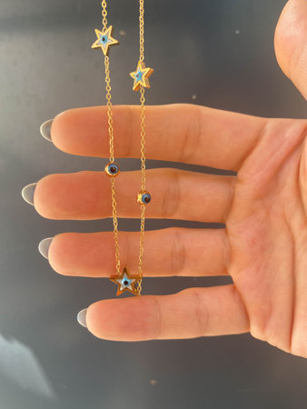 Timeless Jewelry Designs Featuring Gold and Diamonds