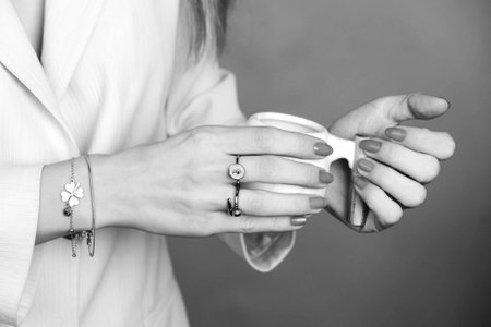 Stunning Gold and Diamond Bridal Jewelry Setsの写真素材