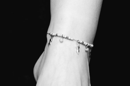 Custom-Made Gold and Diamond Jewelry for Special Momentsの写真素材