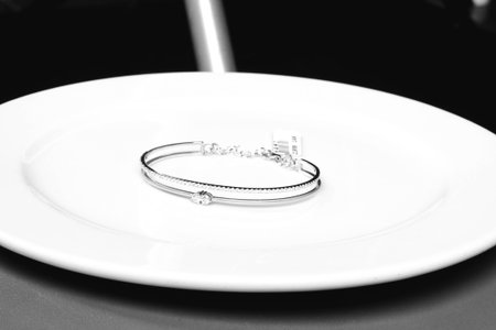 Designer Jewelry: Gold, Diamonds, and Gemstones